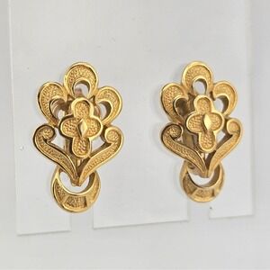 Crown Trifari Vintage Brushed Gold Tone Floral Textured Clip On Earrings